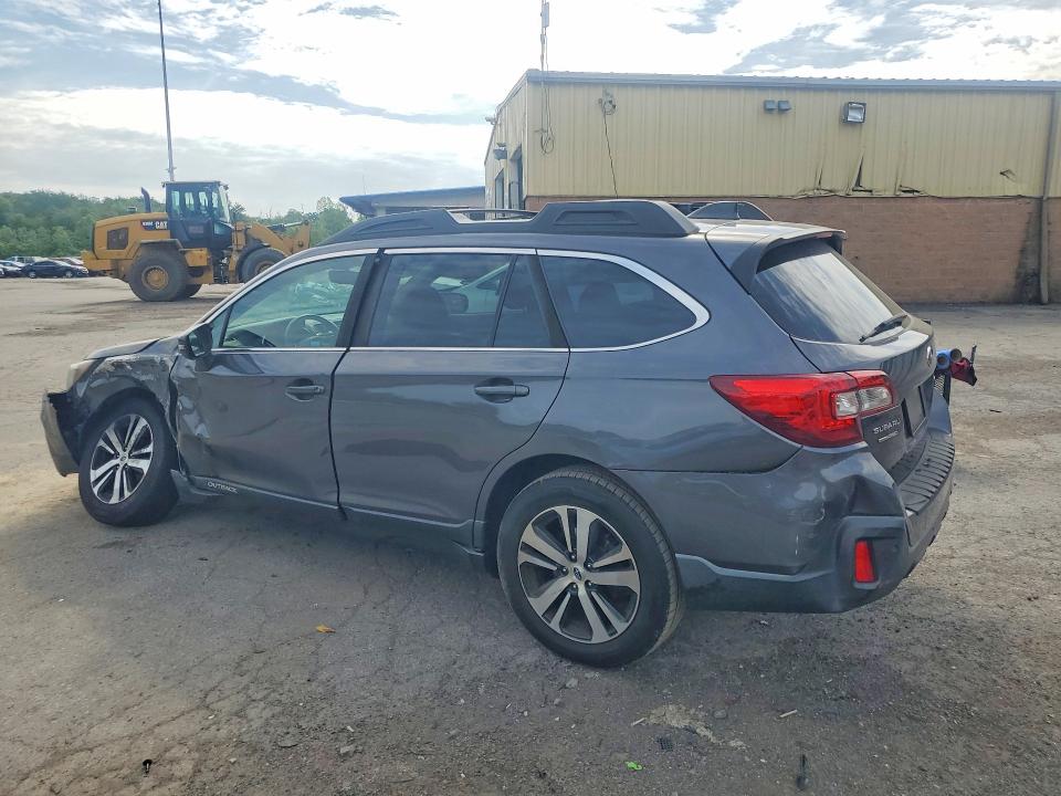 Photo 2 from auction – 2018 SUBARU OUTBACK with VIN 4S4BSANCXJ3334687