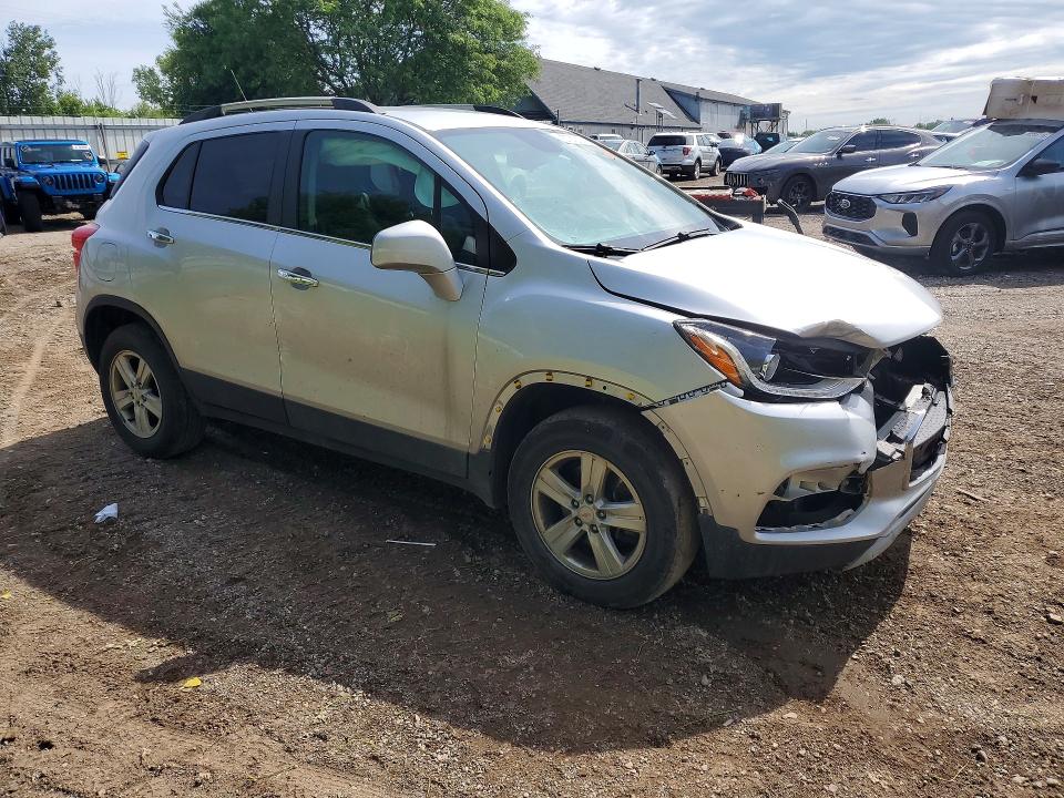 Photo 4 from auction – 2020 CHEVROLET TRAX with VIN KL7CJPSB9LB025146