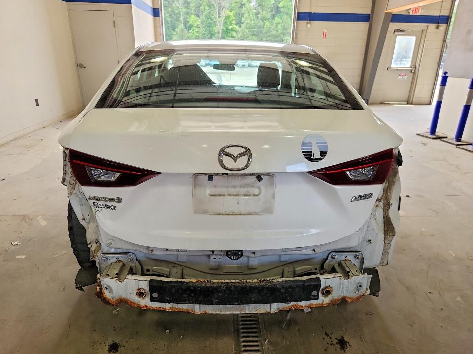 Photo 6 from auction – 2018 MAZDA 3 with VIN 3MZBN1U71JM209198