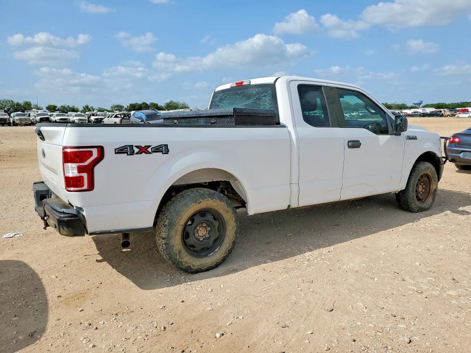 Photo 3 from auction – 2018 FORD F150 with VIN 1FTFX1E56JKC23312