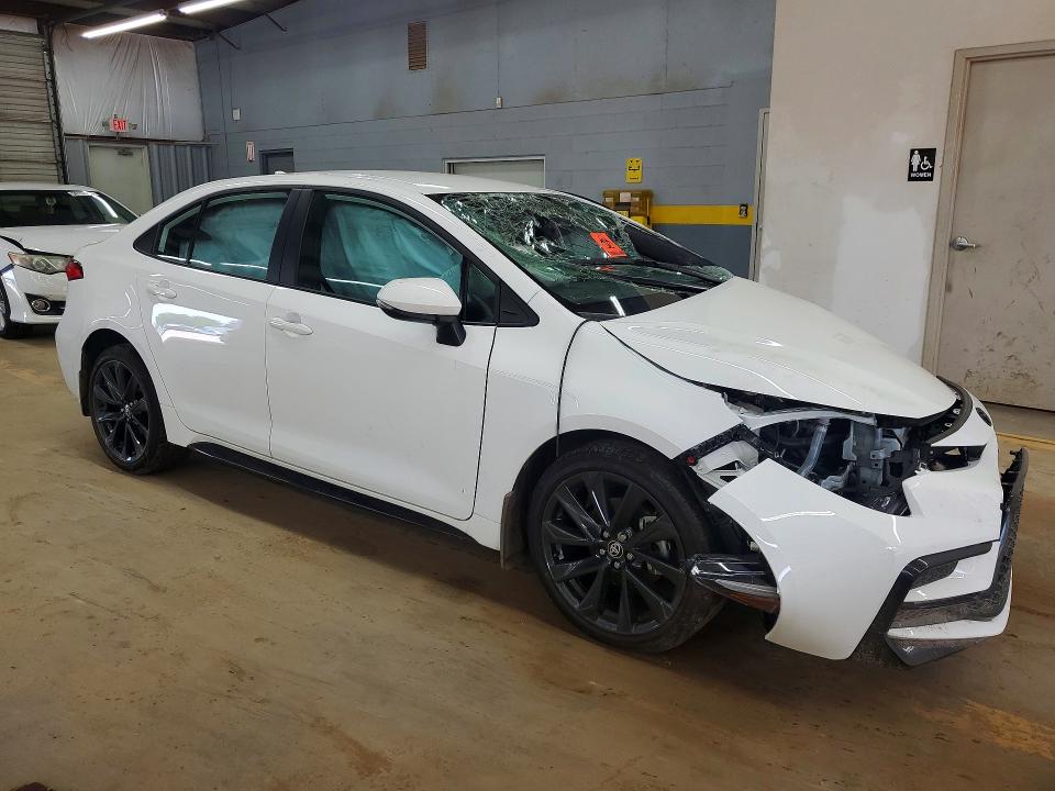 Photo 4 from auction – 2026 TOYOTA COROLLA with VIN 5YFS4MCE6TP256424