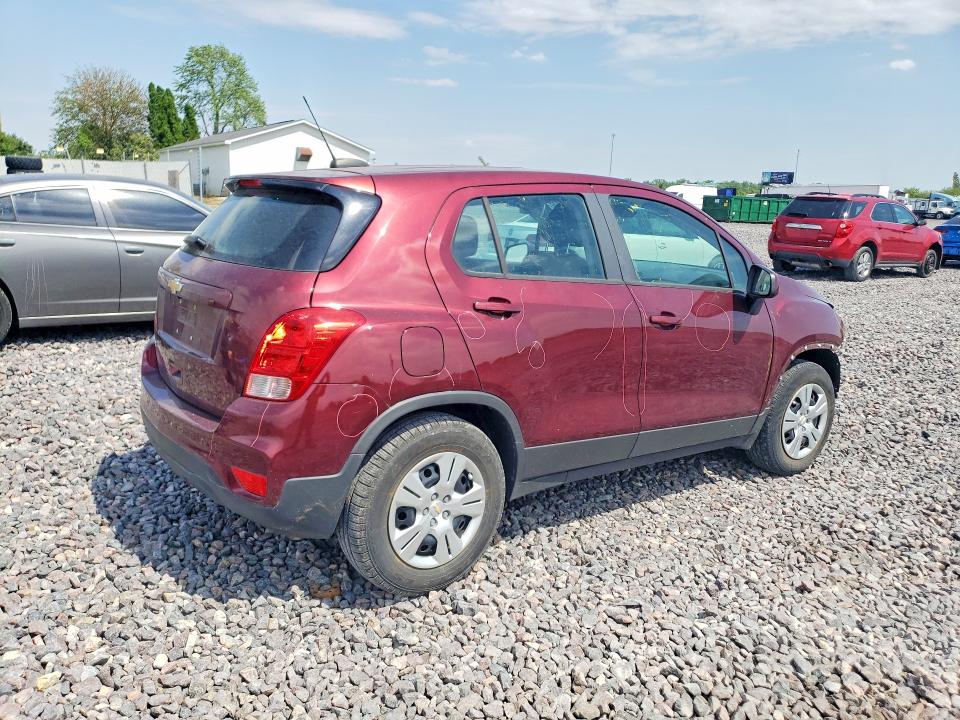 Photo 3 from auction – 2017 CHEVROLET TRAX with VIN 3GNCJKSB9HL226869