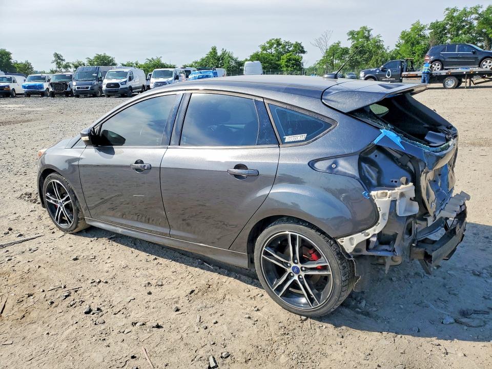Photo 2 from auction – 2017 FORD FOCUS with VIN 1FADP3L93HL306554