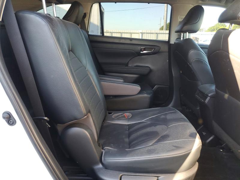 Photo 11 from auction – 2023 TOYOTA HIGHLANDER with VIN 5TDKDRAH3PS032244