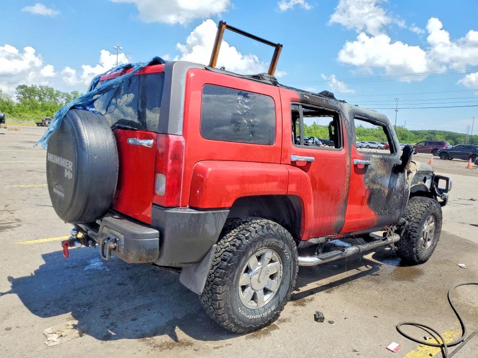 Photo 3 from auction – 2006 HUMMER H3 with VIN 5GTDN136168239570