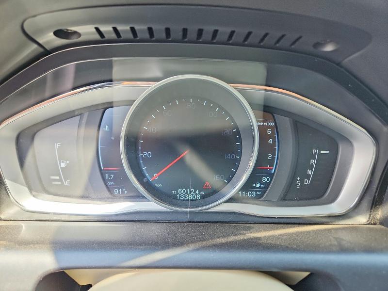 Photo 9 from auction – 2015 VOLVO XC60 with VIN YV440MDK3F2649628