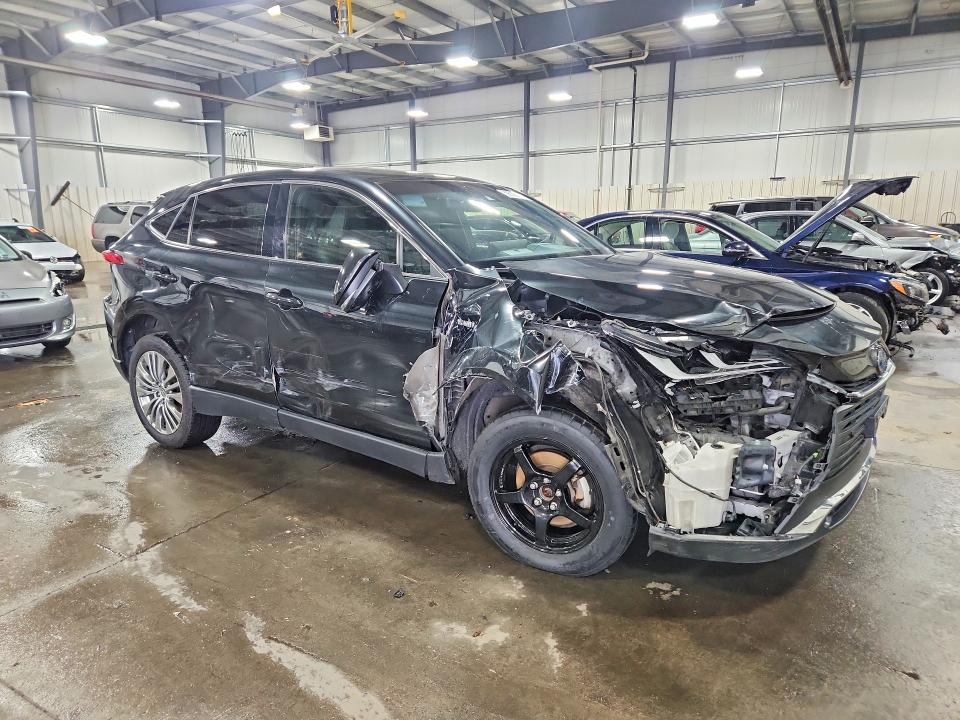 Photo 4 from auction – 2021 TOYOTA VENZA with VIN JTEAAAAH5MJ073193