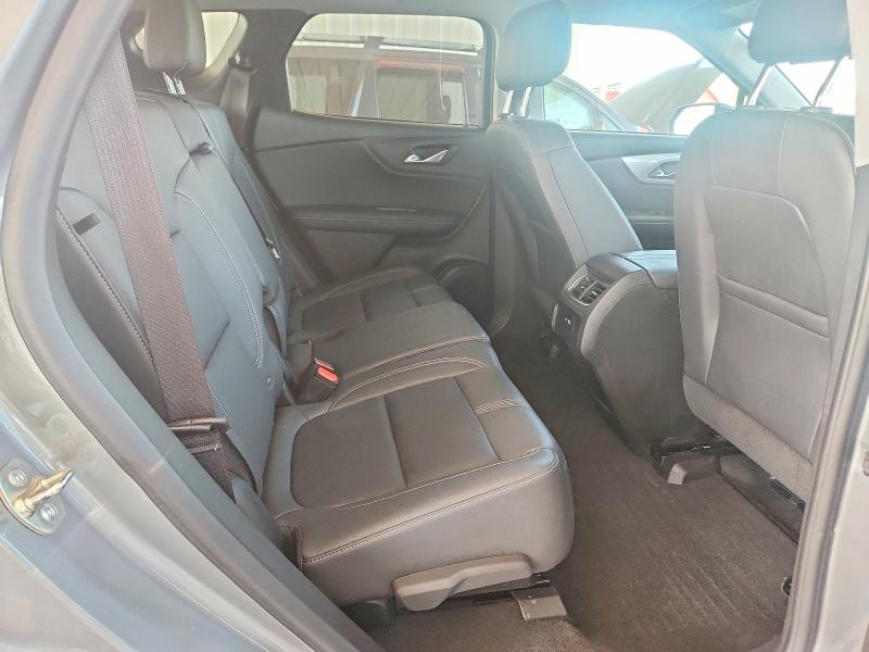 Photo 11 from auction – 2024 CHEVROLET BLAZER with VIN 3GNKBDRS3RS129863