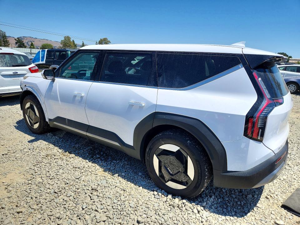 Photo 2 from auction – 2026 KIA EV9 with VIN 5XYAB5S13TG004091