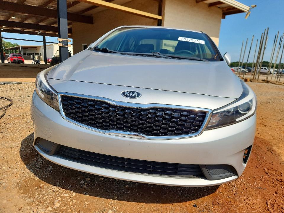 Photo 5 from auction – 2018 KIA FORTE with VIN 3KPFK4A76JE273766