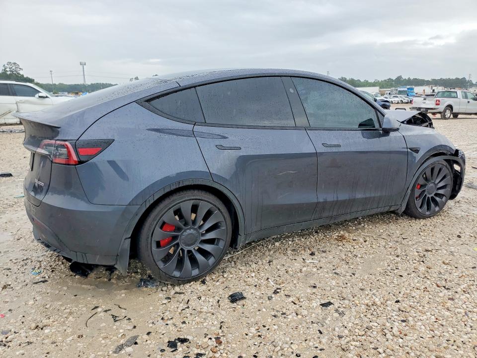 Photo 3 from auction – 2023 TESLA MODEL Y with VIN 7SAYGDEF5PF881828