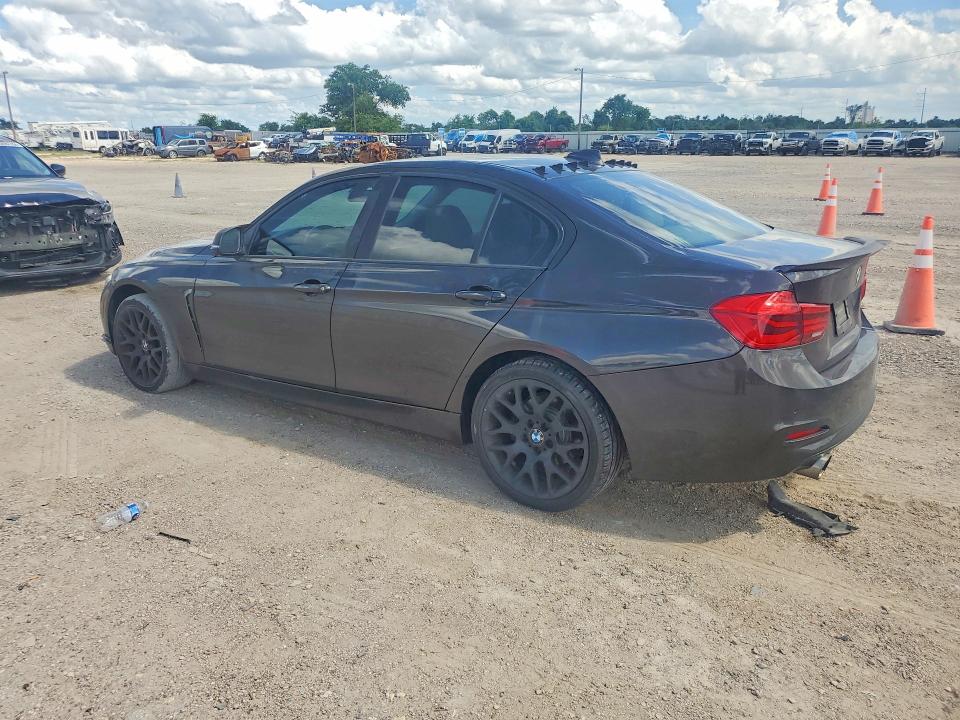 Photo 2 from auction – 2016 BMW 320 with VIN WBA8E1G51GNT35161