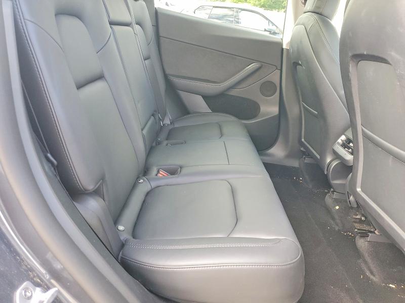 Photo 10 from auction – 2022 TESLA MODEL Y with VIN 7SAYGDEF2NF569446