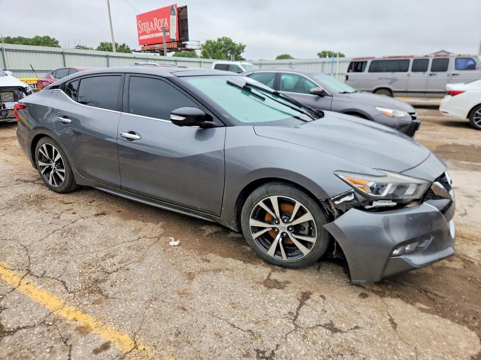 Photo 4 from auction – 2017 NISSAN MAXIMA with VIN 1N4AA6AP7HC376064