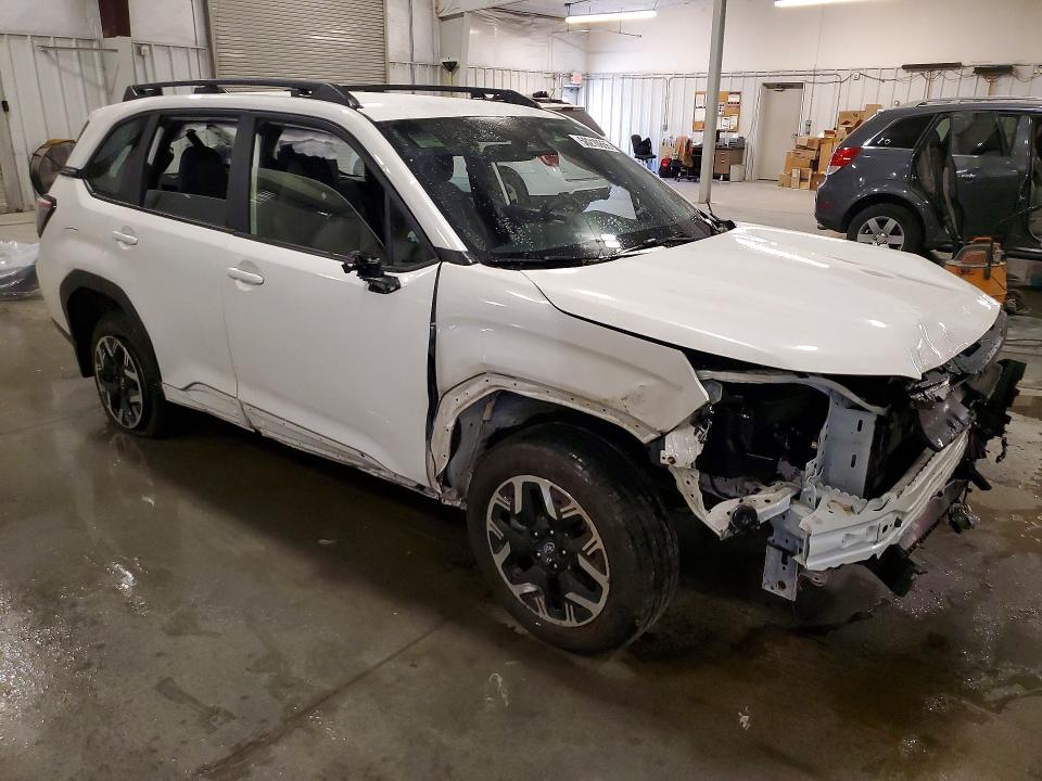 Zdjęcie 4 z aukcji – 2025 SUBARU FORESTER z VIN JF2SLDAC7SH425916