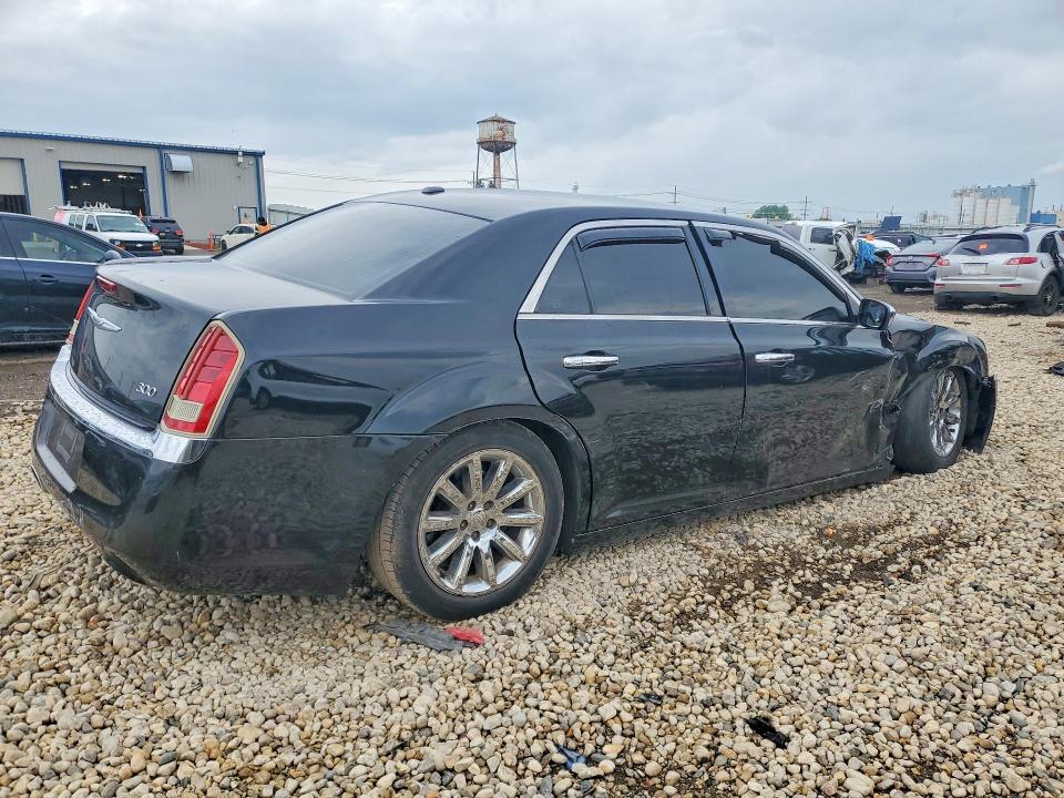 Photo 3 from auction – 2012 CHRYSLER 300 with VIN 2C3CCACG3CH204184