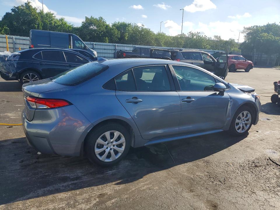 Photo 3 from auction – 2025 TOYOTA COROLLA with VIN 5YFB4MDE9SP326365