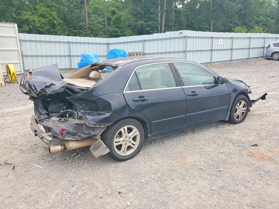 Zdjęcie 3 z aukcji – 2007 HONDA ACCORD z VIN JHMCM56307C021244