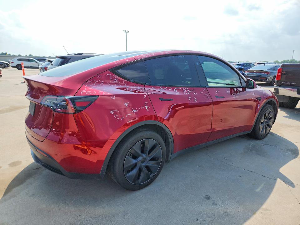 Photo 3 from auction – 2024 TESLA MODEL Y with VIN 7SAYGDED6RF109288