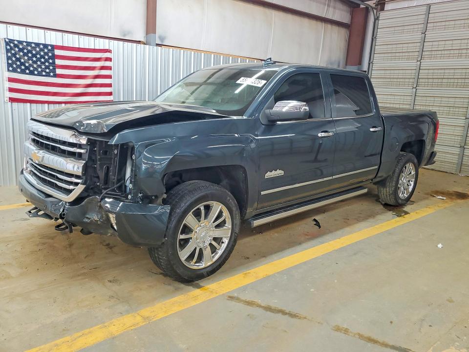 CHEVROLET SILVERADO 2018 with VIN 3GCUKTEJ5JG331703 - Photo from auction