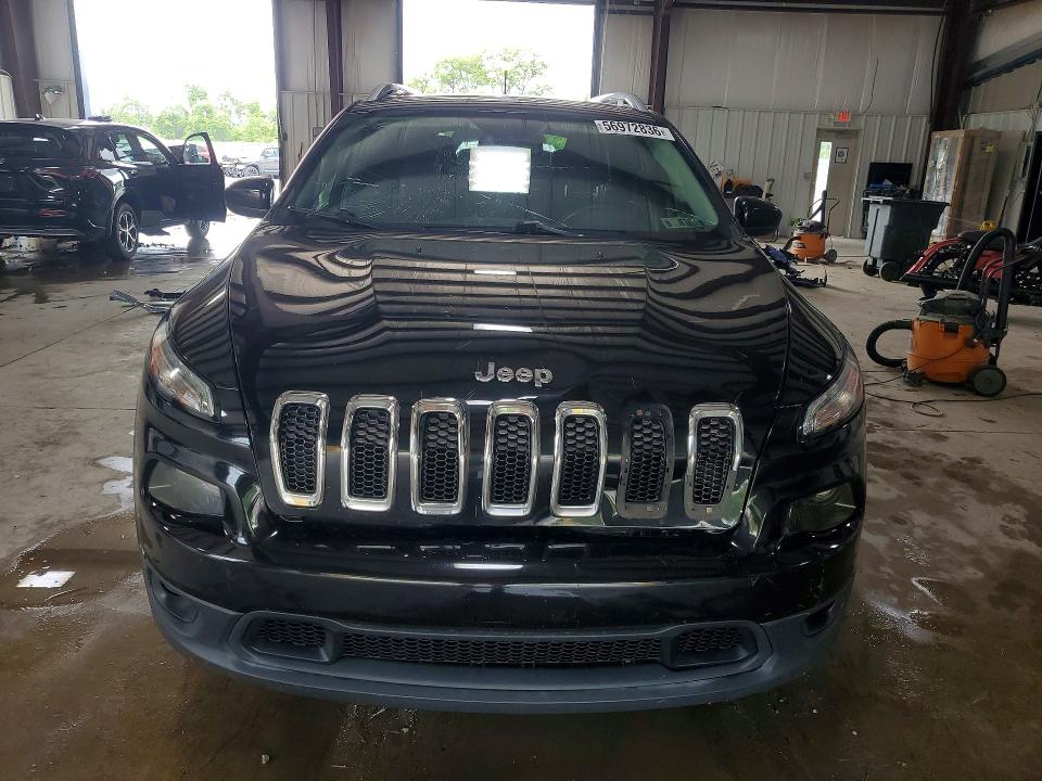Photo 5 from auction – 2017 JEEP CHEROKEE with VIN 1C4PJMCS6HW532250
