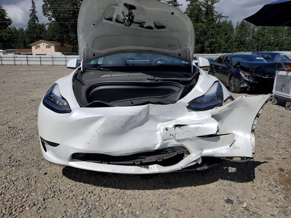 Photo 5 from auction – 2023 TESLA MODEL Y with VIN 7SAYGDEE1PA145747