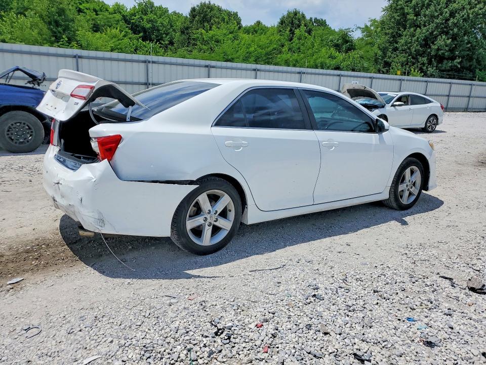 Photo 3 from auction – 2014 TOYOTA CAMRY with VIN 4T1BF1FK0EU391071
