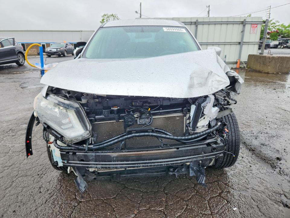 Photo 5 from auction – 2017 NISSAN ROGUE with VIN 5N1AT2MT3HC796356