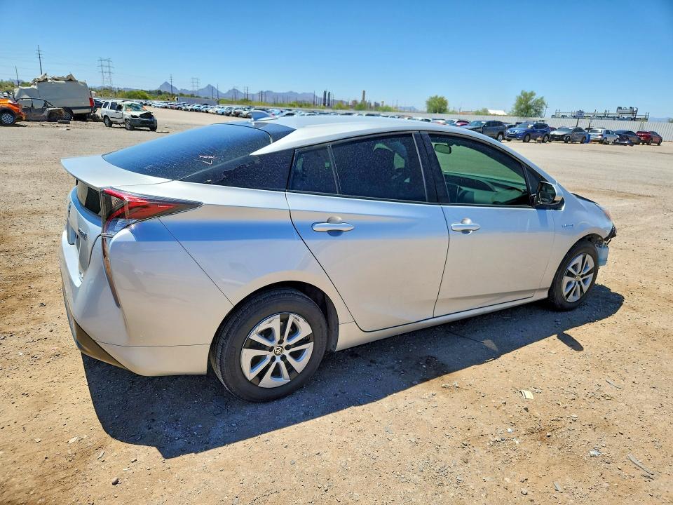Photo 3 from auction – 2016 TOYOTA PRIUS with VIN JTDKARFU0G3028555