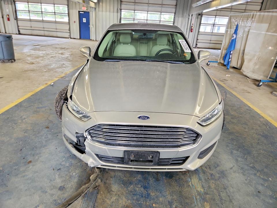 Photo 5 from auction – 2015 FORD FUSION with VIN 3FA6P0LU6FR254511