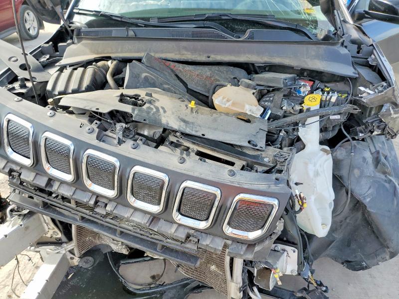 Photo 12 from auction – 2022 JEEP COMPASS with VIN 3C4NJDBB2NT231890