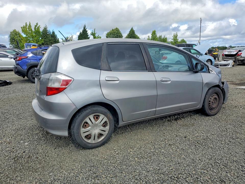 Photo 3 from auction – 2010 HONDA FIT with VIN JHMGE8H25AC003379