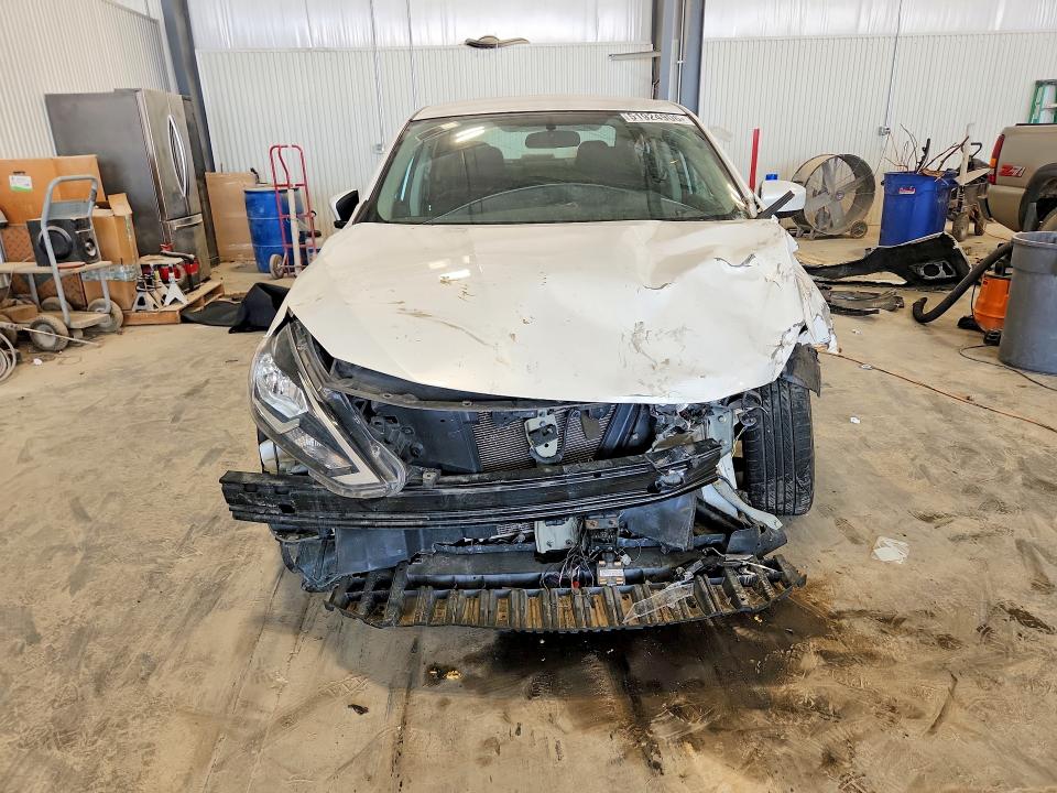 Photo 5 from auction – 2019 NISSAN SENTRA with VIN 3N1AB7AP9KL603346