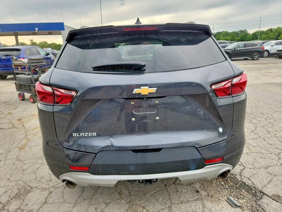 Photo 6 from auction – 2021 CHEVROLET BLAZER with VIN 3GNKBCRS7MS536474