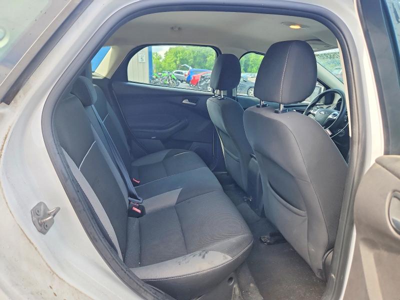 Photo 10 from auction – 2014 FORD FOCUS with VIN 1FADP3K29EL283877