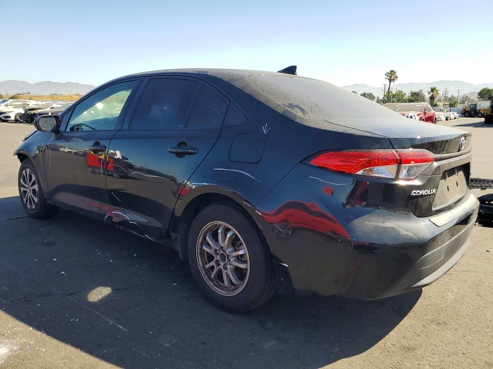 Photo 2 from auction – 2022 TOYOTA COROLLA with VIN JTDEAMDE5NJ050121