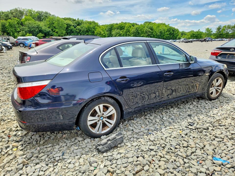 Photo 3 from auction – 2010 BMW 528 with VIN WBANV1C56AC444467