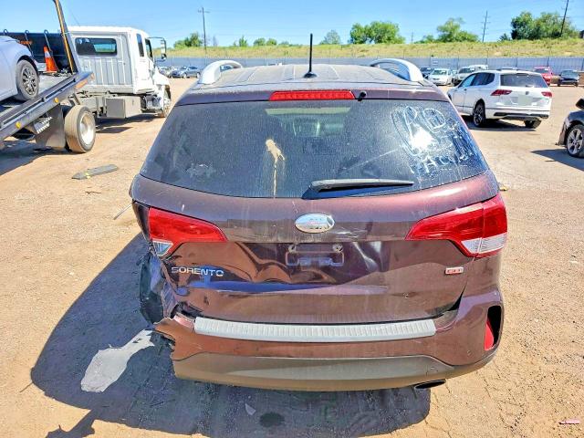 Photo 6 from auction – 2014 KIA SORENTO with VIN 5XYKT3A65EG508017