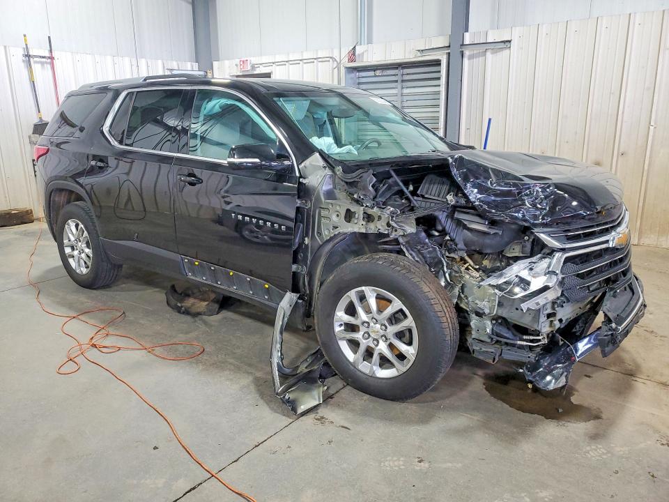 Photo 4 from auction – 2018 CHEVROLET TRAVERSE with VIN 1GNEVGKW3JJ157722
