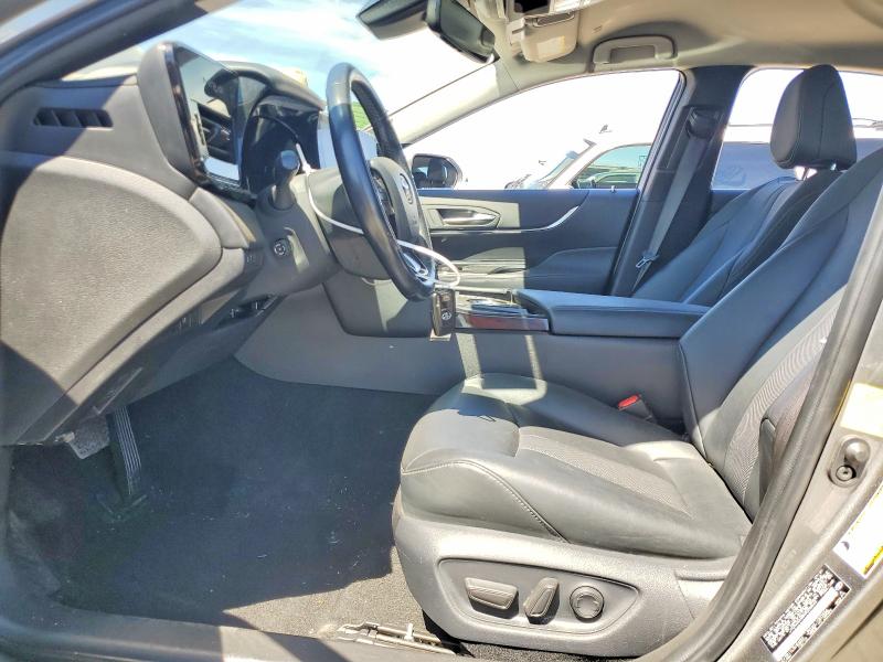Photo 7 from auction – 2021 TOYOTA MIRAI with VIN JTDAAAAA8MA003663