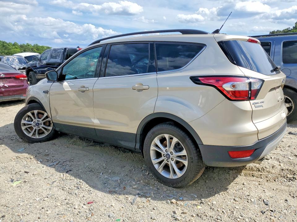 Photo 2 from auction – 2018 FORD ESCAPE with VIN 1FMCU9HD8JUC66806