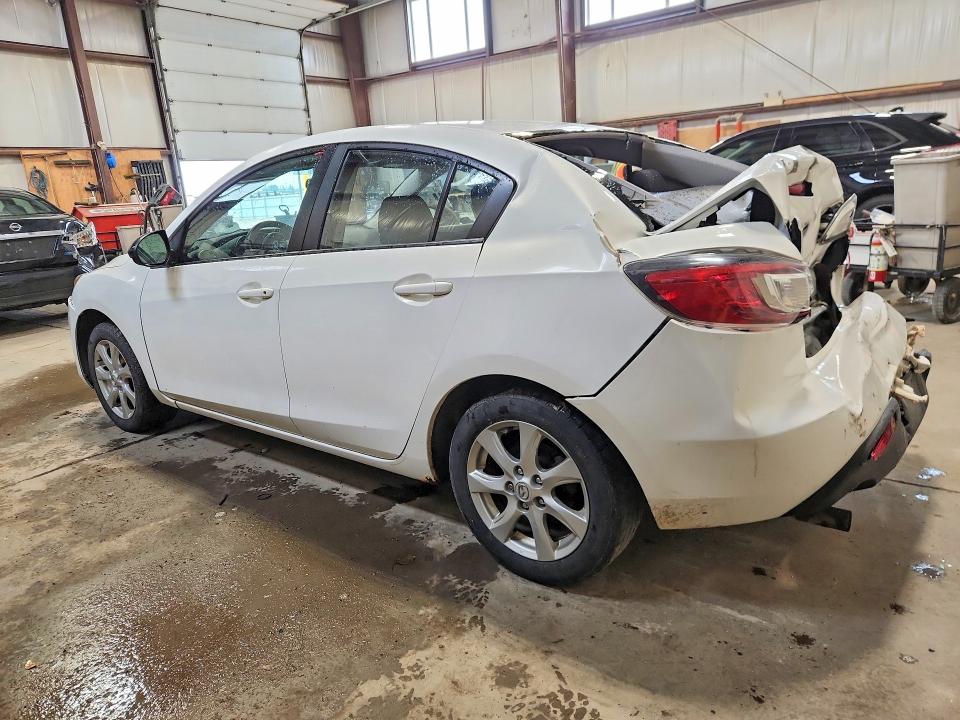 Photo 2 from auction – 2011 MAZDA 3 with VIN JM1BL1UF5B1394869