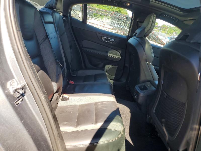 Photo 10 from auction – 2019 VOLVO S60 with VIN 7JRA22TM1KG018012