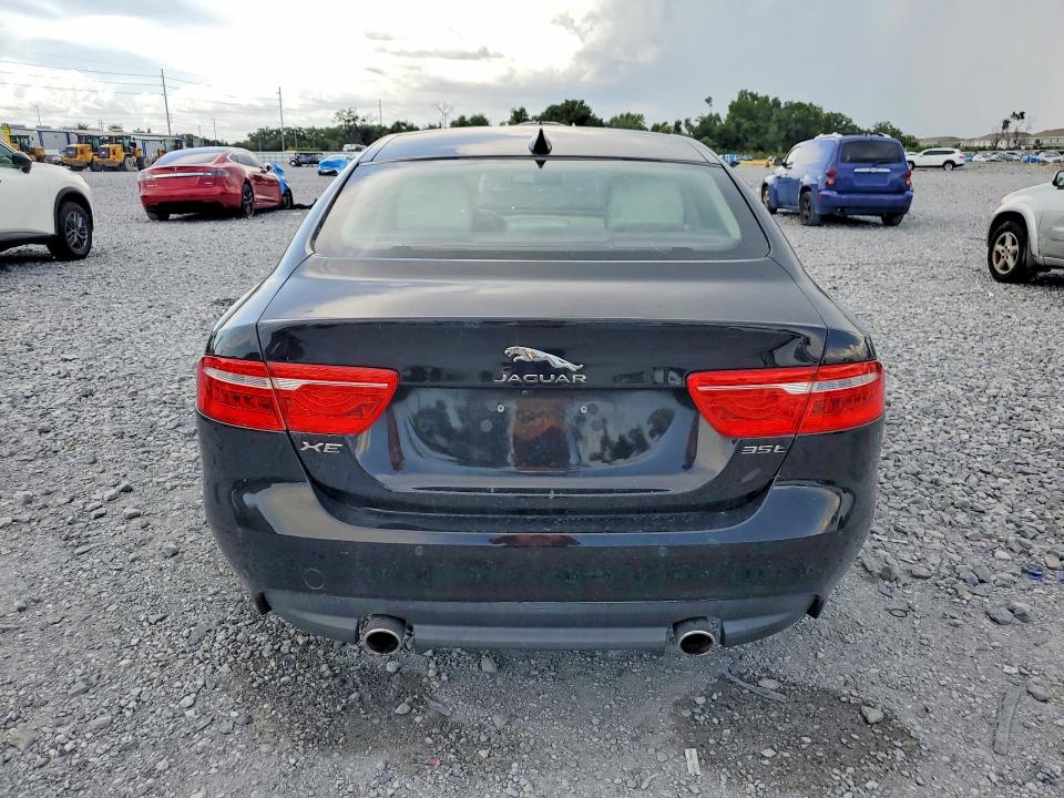 Photo 6 from auction – 2018 JAGUAR XE with VIN SAJAD4EV9JCP25828