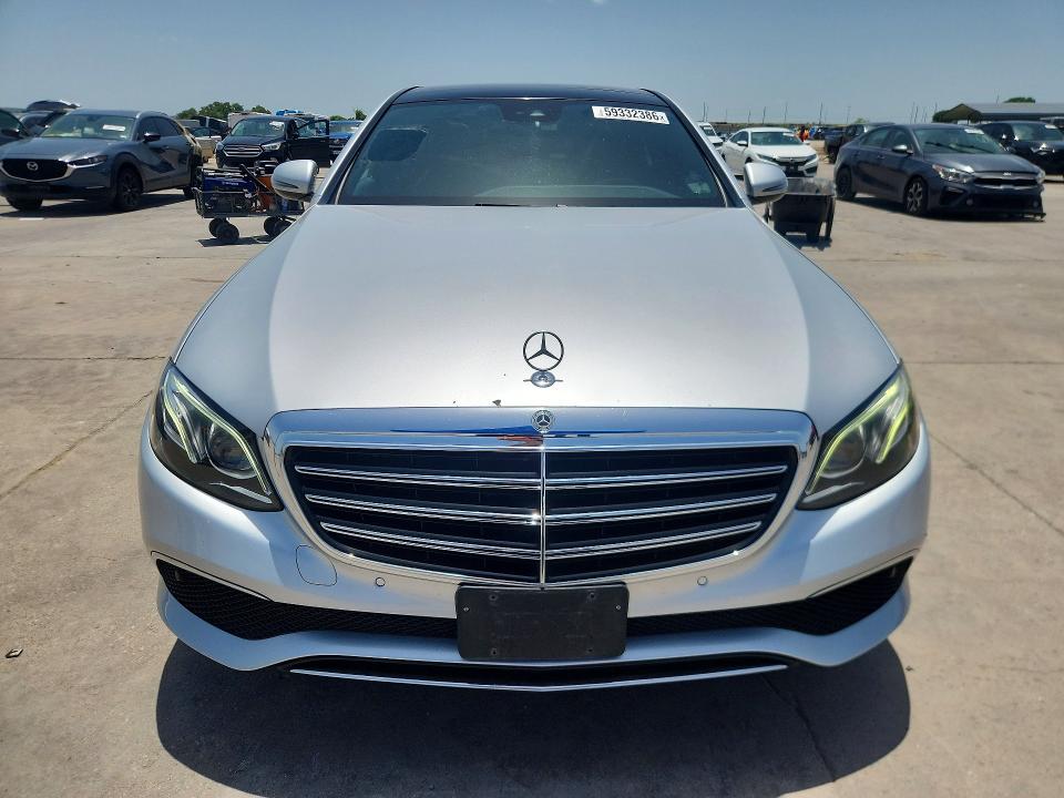 Photo 5 from auction – 2017 MERCEDES-BENZ E with VIN WDDZF4KB8HA199404