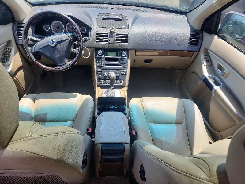 Photo 8 from auction – 2011 VOLVO XC90 with VIN YV4952CZ4B1602781
