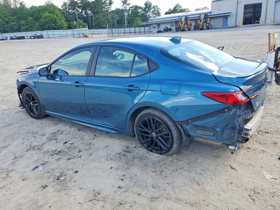 Photo 2 from auction – 2025 TOYOTA CAMRY with VIN 4T1DBADK1SU017796