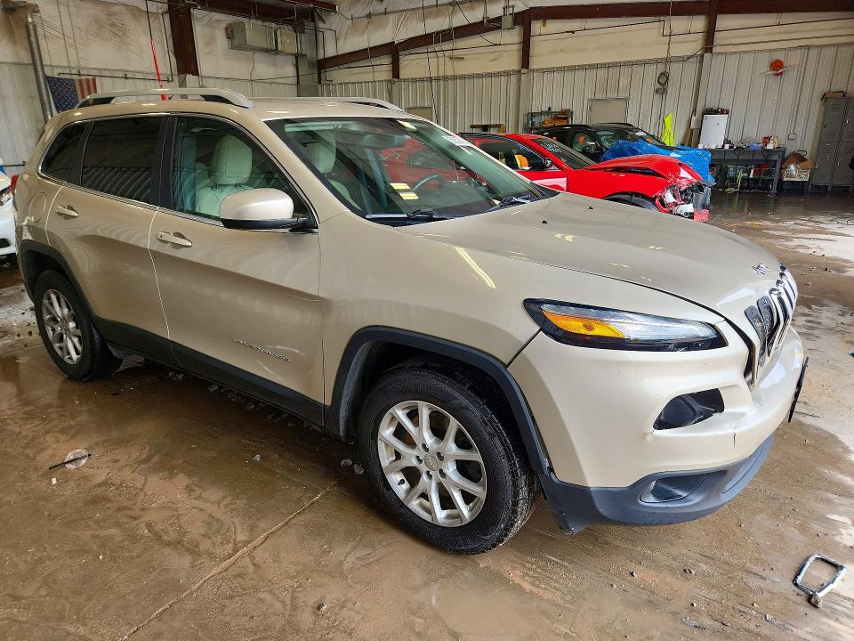 Photo 4 from auction – 2015 JEEP CHEROKEE with VIN 1C4PJMCB5FW768367