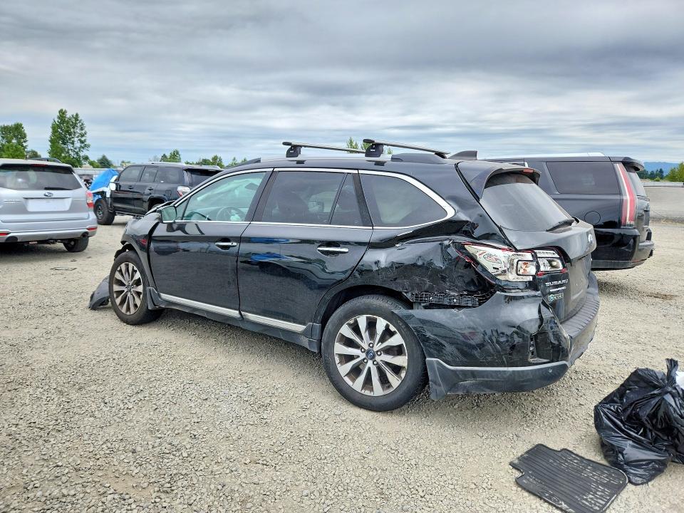 Photo 2 from auction – 2017 SUBARU OUTBACK with VIN 4S4BSETCXH3436480