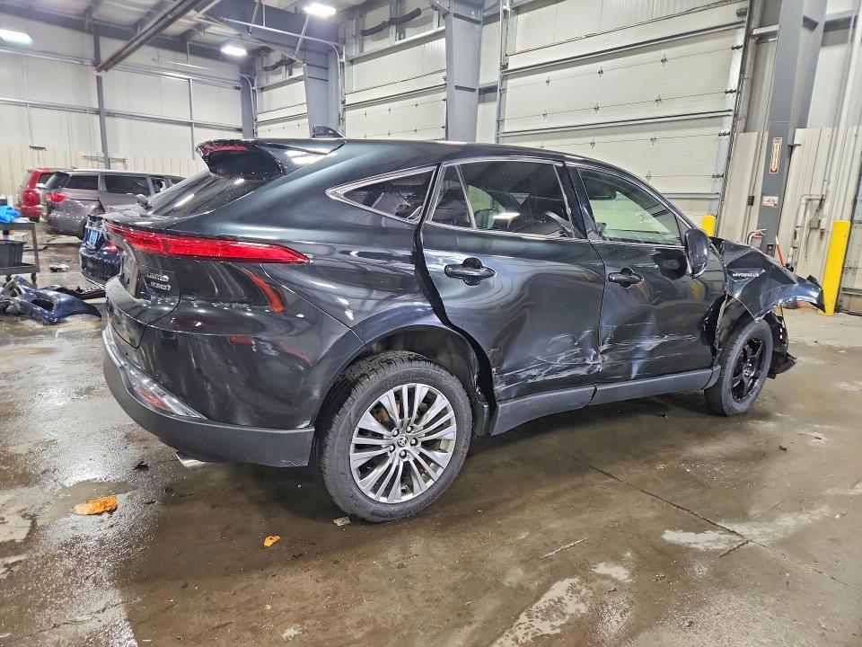 Photo 3 from auction – 2021 TOYOTA VENZA with VIN JTEAAAAH5MJ073193